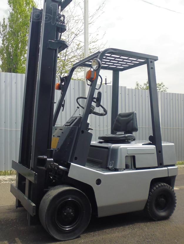 Погрузчик Nissan 1.5 т