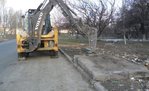 Аренда: гидромолот volvo HB-440, Экскаватор погрузчик volvo
