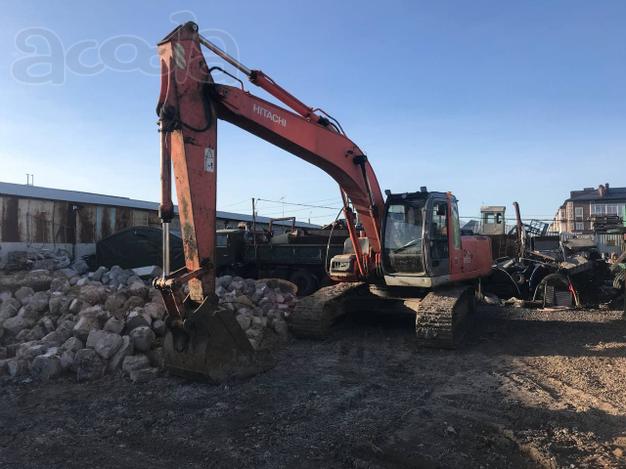 Гусеничный экскаватор 200 Hitachi